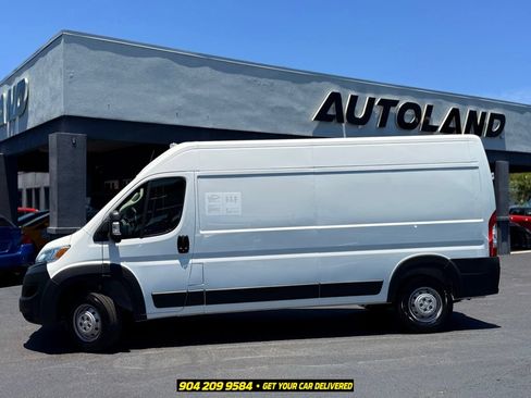 Used 2023 RAM ProMaster 2500 FWD image 6