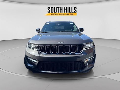 New 2025 Jeep Grand Cherokee Laredo X w/ Luxury Tech Group I AWD/4WD image 2