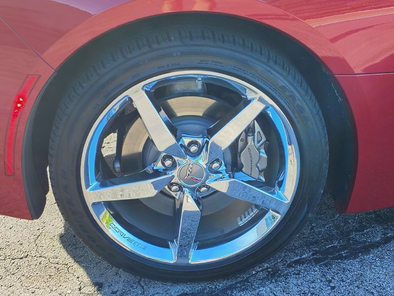 Used 2015 Chevrolet Corvette Stingray Coupe w/ 2LT Preferred Equipment Group RWD image 15