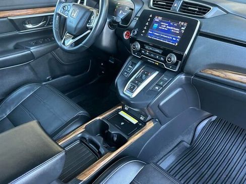 Used 2020 Honda CR-V Touring image 14