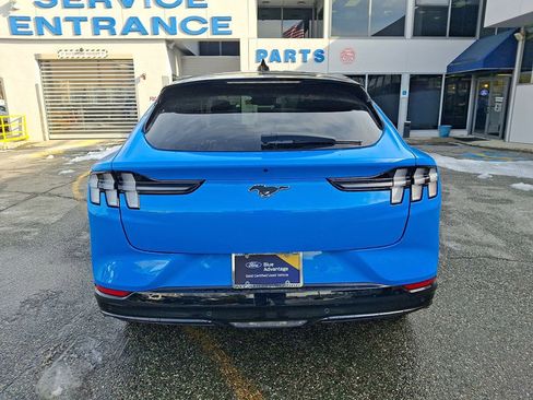Certified 2022 Ford Mustang Mach-E Premium image 4