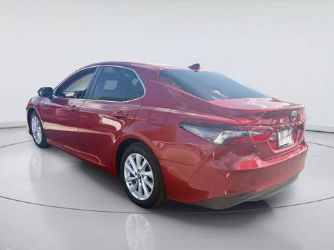 Used 2023 Toyota Camry LE FWD image 3