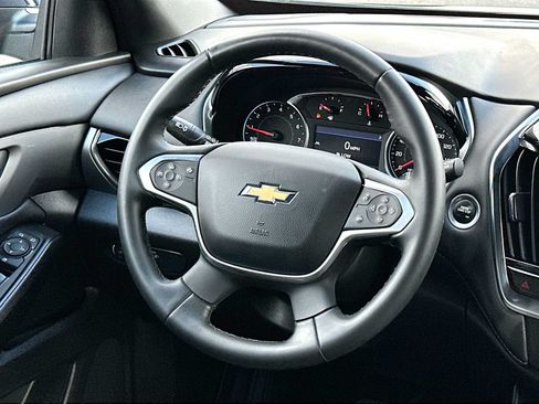 Used 2023 Chevrolet Traverse LT AWD/4WD image 27