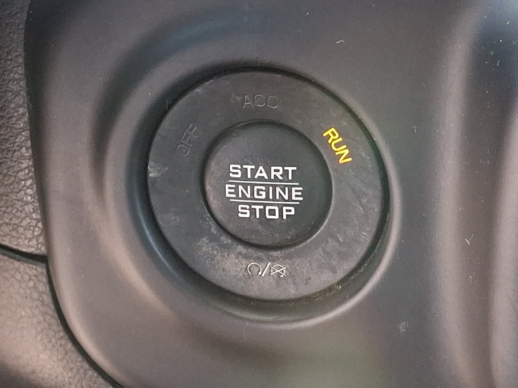 Used 2018 Jeep Wrangler Sport AWD/4WD image 23