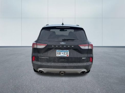 Used 2020 Ford Escape Titanium image 7