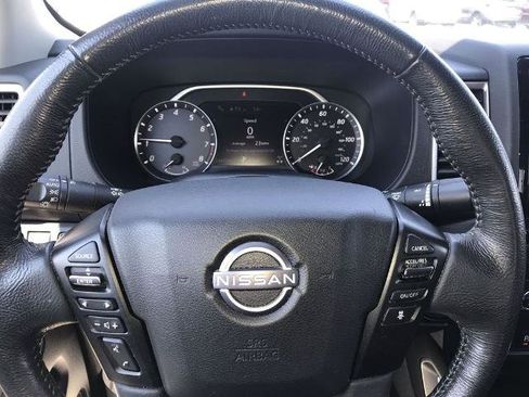 Certified 2022 Nissan Frontier SV w/ Technology Package AWD/4WD image 14