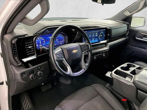 Used 2023 Chevrolet Silverado 1500 LT RWD image 14