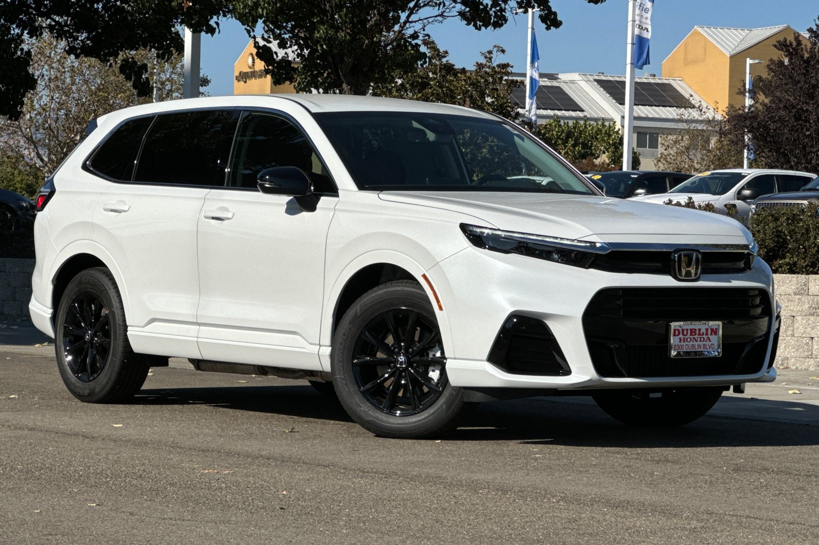 New 2025 Honda CR-V FWD e:FCEV image 2