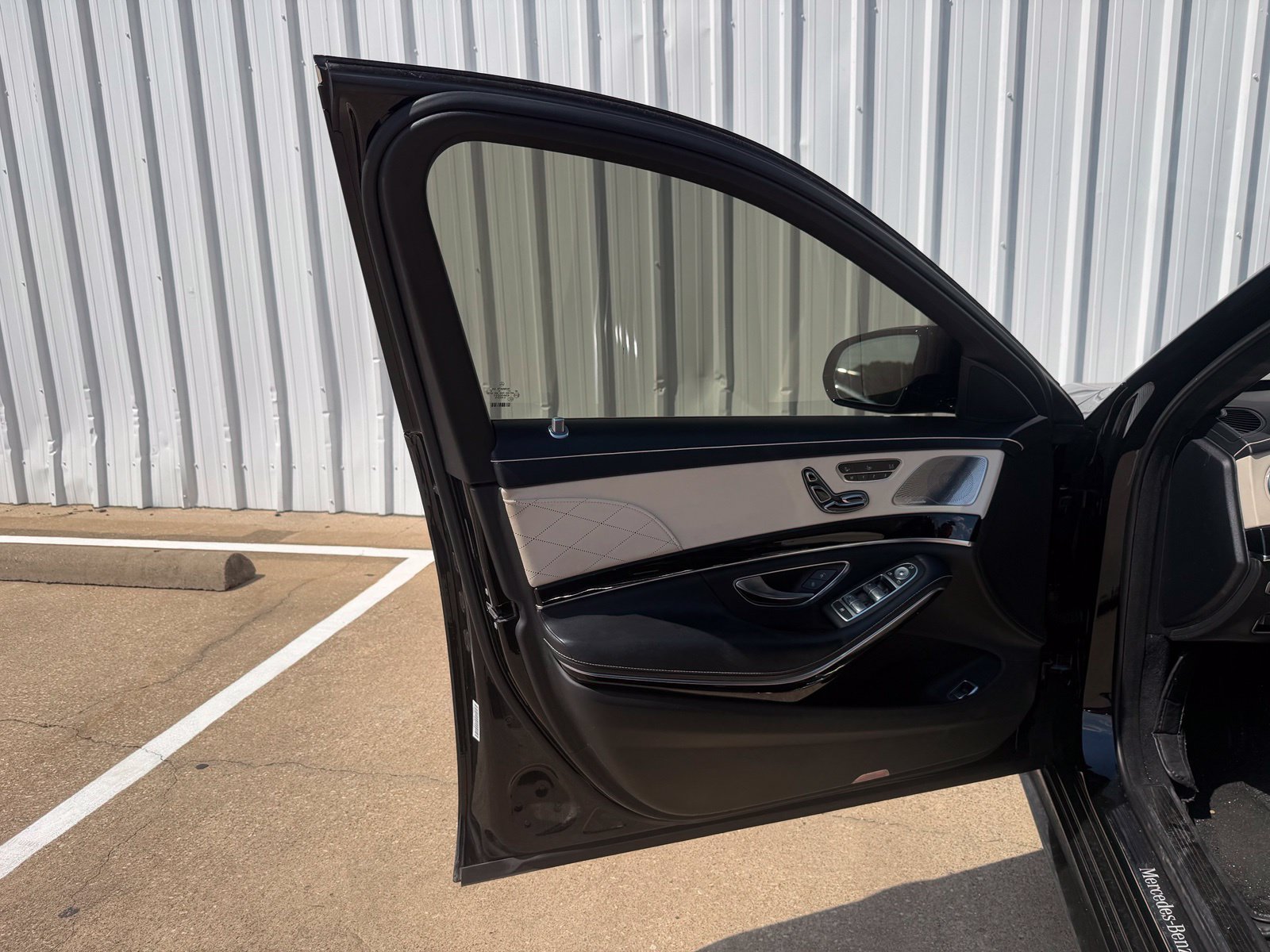 Used 2020 Mercedes-Benz S 560 Sedan image 21