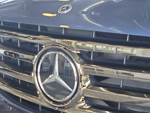 New 2026 Mercedes-Benz GLS 580 4MATIC image 6