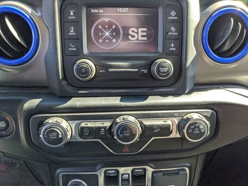 Used 2020 Jeep Wrangler Unlimited Sport image 24