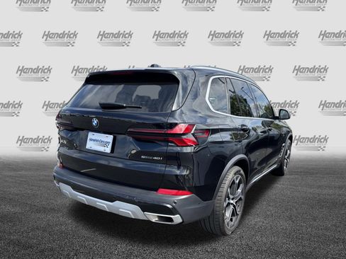 Used 2024 BMW X5 sDrive40i w/ Premium Package image 11