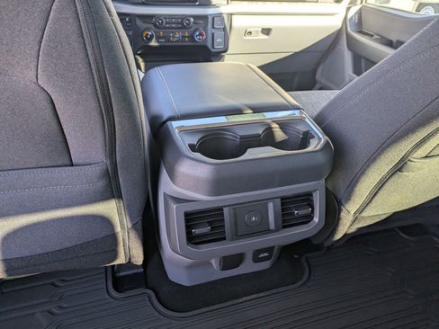 Certified 2024 Ford F250 XLT w/ FX4 Off-Road Package image 31