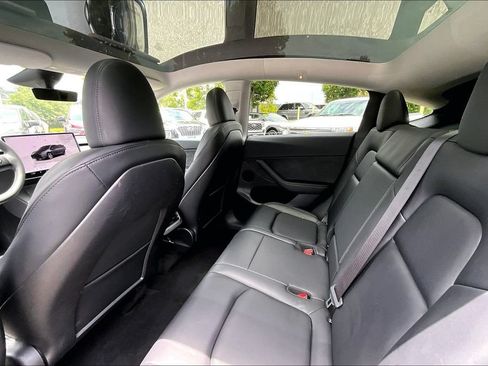 Used 2023 Tesla Model Y Long Range AWD/4WD image 16