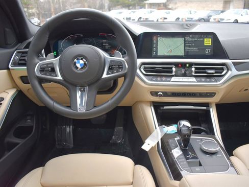 Used 2020 BMW 330i xDrive Sedan w/ Convenience Package image 13