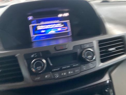 Used 2016 Honda Odyssey EX-L image 36