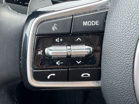 Certified 2022 Kia Sorento SX FWD image 21