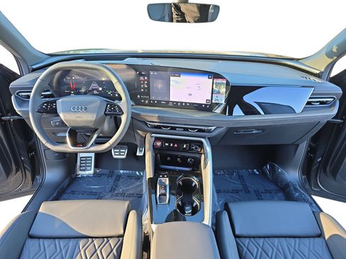 New 2025 Audi SQ5 Premium Plus image 9