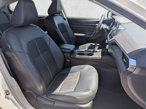 Used 2022 Nissan Altima 2.5 SR FWD image 19