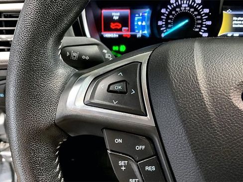 Used 2020 Ford Fusion SE w/ Equipment Group 151A image 10