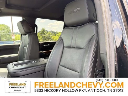 Used 2020 Chevrolet Silverado 3500 High Country w/ Technology Package AWD/4WD image 24