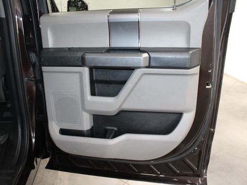 Used 2019 Ford F150 XLT w/ Equipment Group 302A Luxury image 34