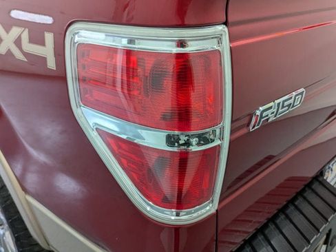 Used 2014 Ford F150 Lariat w/ Lariat Chrome Package image 48