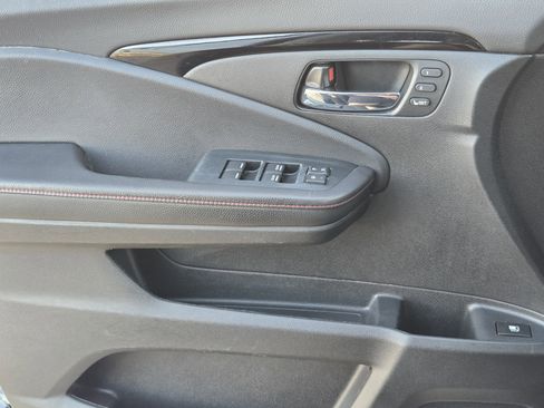 Used 2023 Honda Ridgeline Black Edition image 24