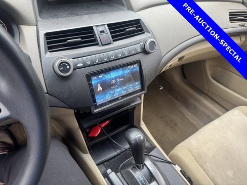 Used 2010 Honda Accord LX-P image 8