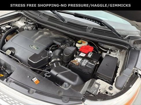 Used 2015 Ford Explorer XLT w/ Equipment Group 202A image 11