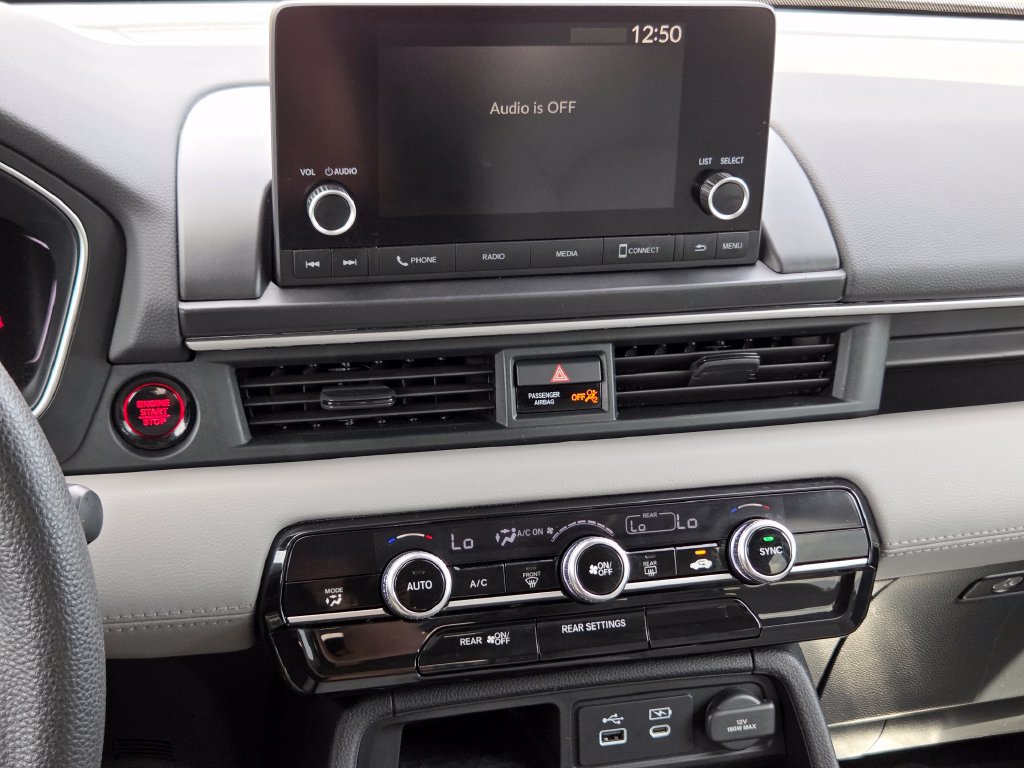 Certified 2024 Honda Pilot LX image 33