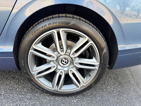 Used 2015 Bentley Flying Spur W12 image 23