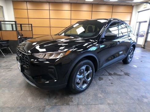 New 2026 Ford Escape ST-Line w/ Cold Weather Package image 3