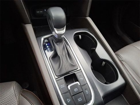 Used 2020 Hyundai Santa Fe SEL image 15