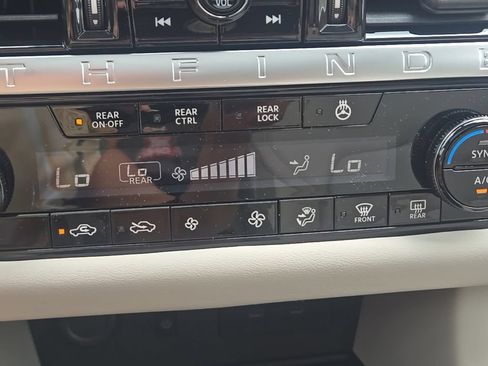 New 2026 Nissan Pathfinder SL w/ SL Premium Package AWD/4WD image 22