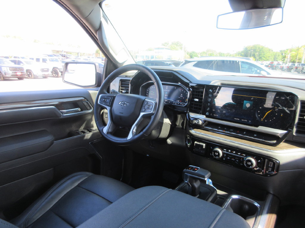 Certified 2023 Chevrolet Silverado 1500 RST AWD/4WD image 22