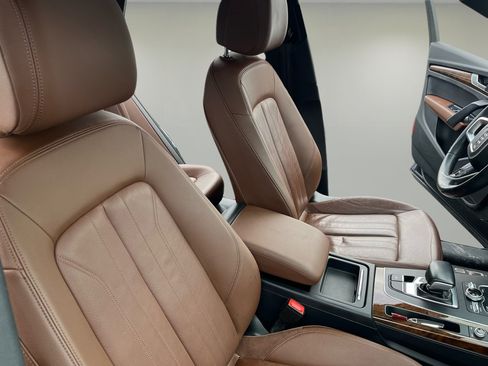 Used 2018 Audi Q5 2.0T Premium Plus w/ Premium Plus Package image 21