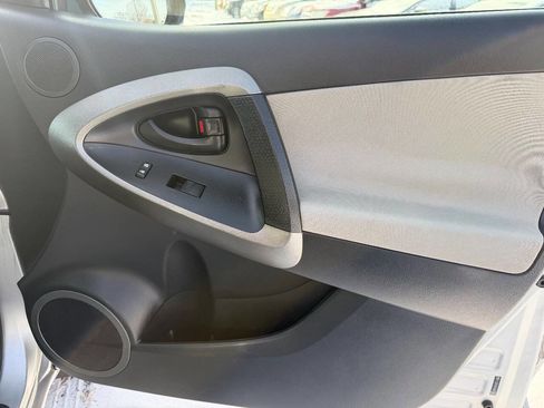 Used 2010 Toyota RAV4 4WD image 20