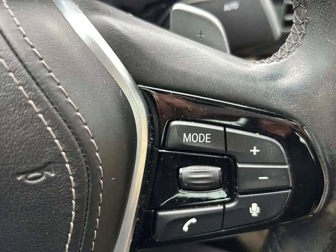 Used 2019 BMW 530i w/ Convenience Package image 38