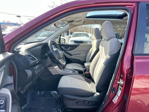 Used 2020 Subaru Forester Premium image 21