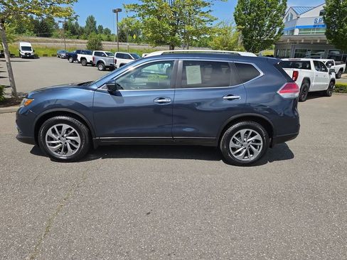 Used 2015 Nissan Rogue SL w/ SL Premium Package FWD image 3