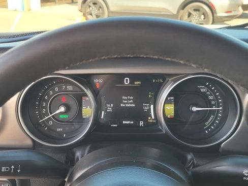 Used 2023 Jeep Wrangler Unlimited AWD/4WD image 22