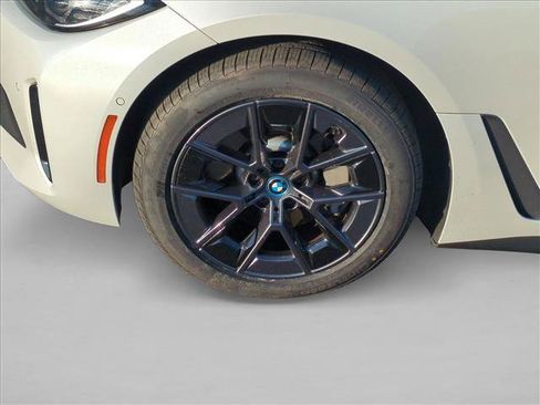 Used 2023 BMW i4 eDrive35 RWD image 24