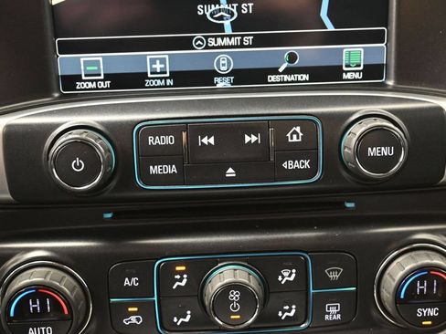 Used 2018 GMC Sierra 1500 SLT AWD/4WD image 24