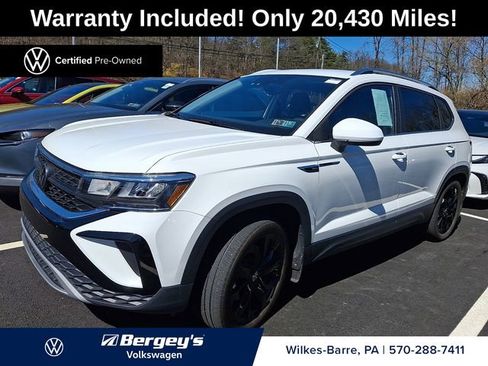 Certified 2023 Volkswagen Taos SE w/ Black Wheel Package AWD/4WD image 1