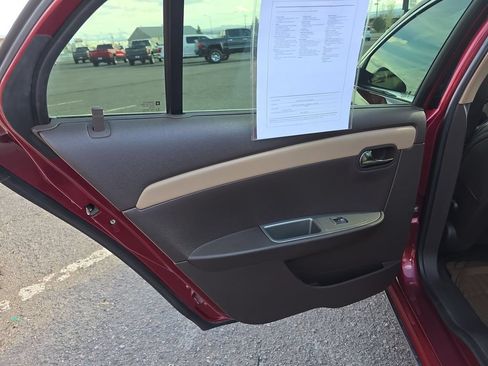 Used 2008 Chevrolet Malibu LTZ w/ Rear Power Package FWD image 27