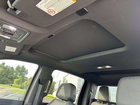 Used 2021 GMC Sierra 2500 AT4 w/ AT4 Premium Plus Package AWD/4WD image 26
