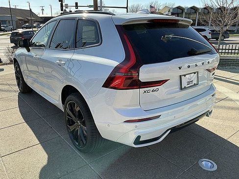 New 2026 Volvo XC90 B6 Ultra AWD/4WD image 10