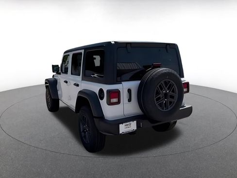Used 2025 Jeep Wrangler Unlimited Sport AWD/4WD image 16