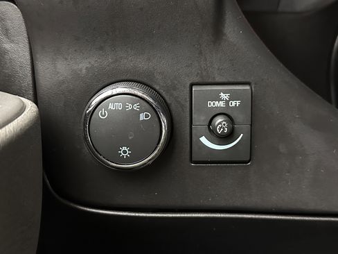 Used 2022 Chevrolet Express 2500 w/ Driver Convenience Package image 17